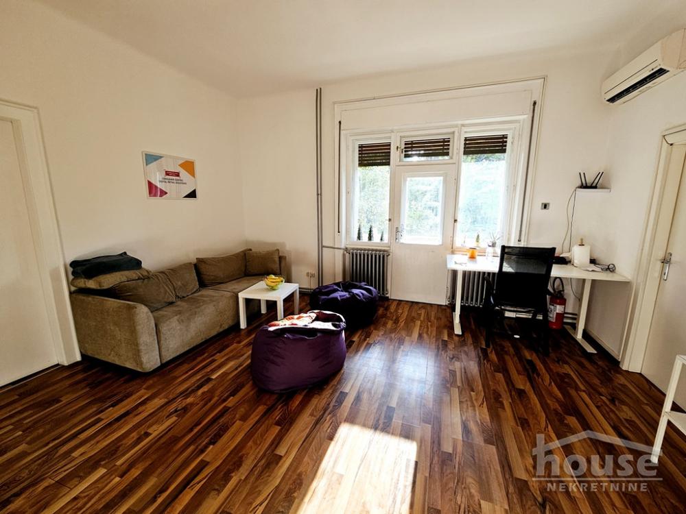 Slika 4 - Stan,NOVI SAD,CENTAR,kv: 131.00, € 450000, ID: 1064128