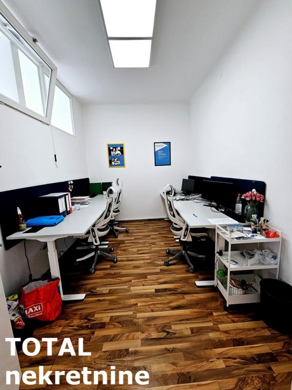 Slika 7 - Stan,NOVI SAD,CENTAR,kv: 131.00, € 450000, ID: 1100976