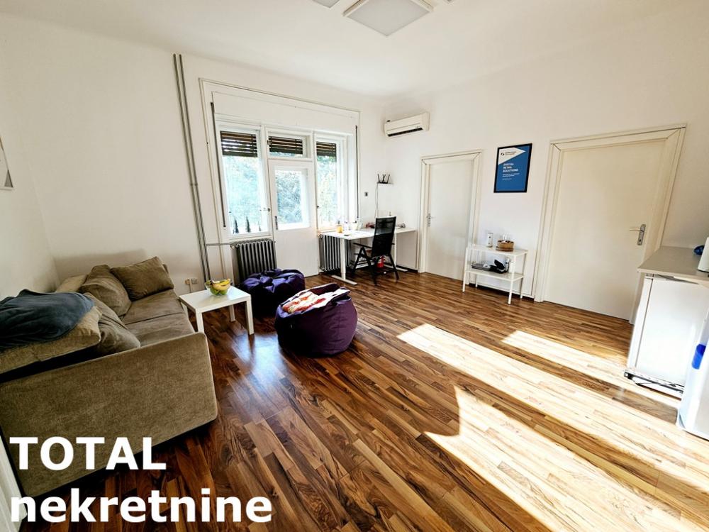 Slika 5 - Stan,NOVI SAD,CENTAR,kv: 131.00, € 450000, ID: 1100976