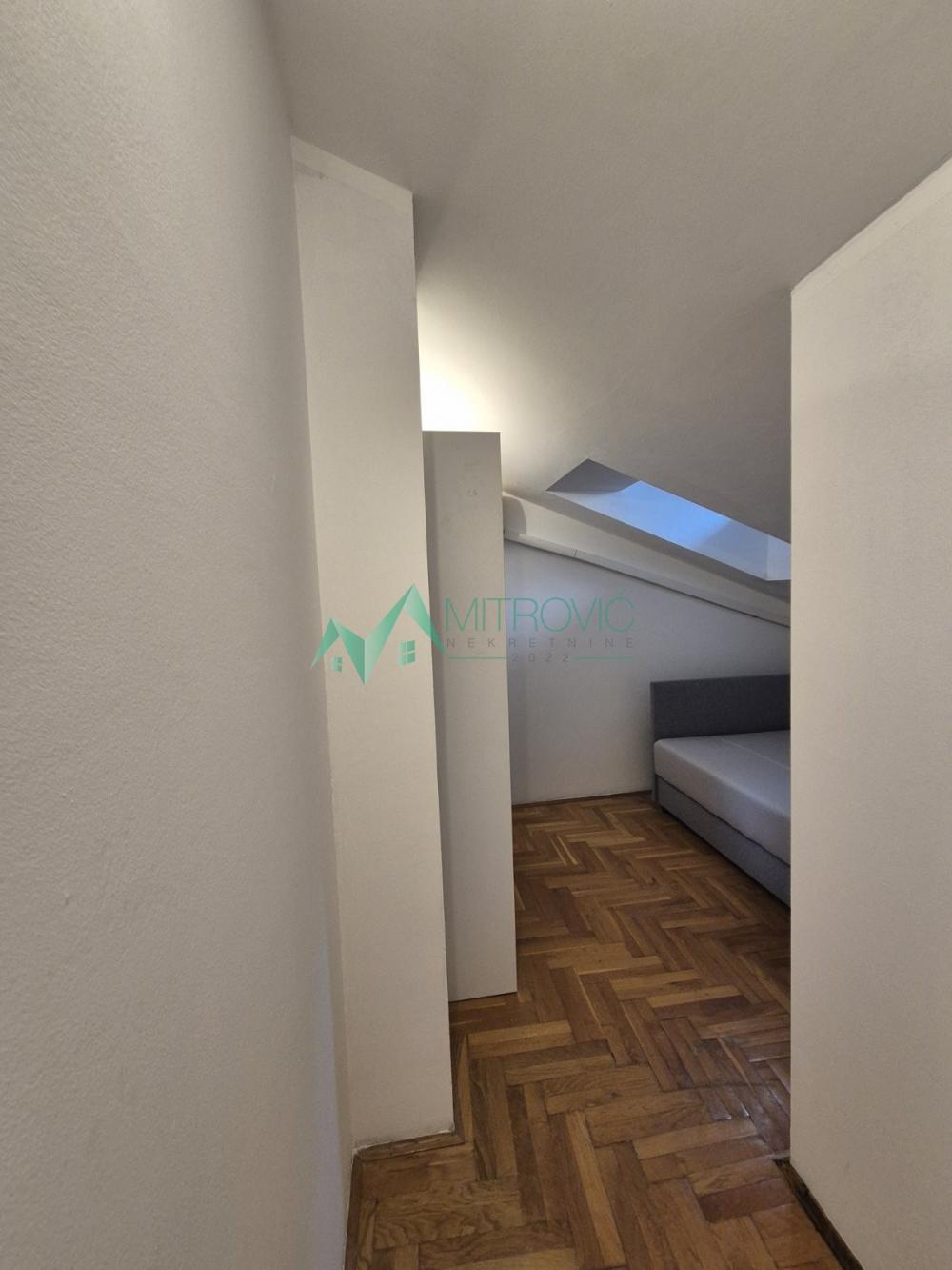 Slika 3 - Na prodaju stan u samom srcu grada – jedinstvena terasa sa pogledom 360° 