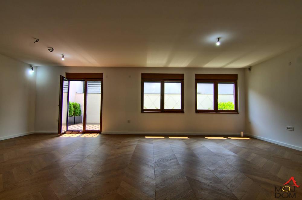 Glavna slika -Stan,NOVI SAD,TELEP,kv: 134, € 494500, ID: 1030664