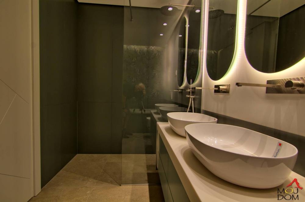 Slika 8 - Stan,NOVI SAD,TELEP,kv: 134, € 494500, ID: 1030664