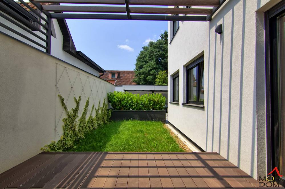 Slika 10 - Stan,NOVI SAD,TELEP,kv: 134, € 494500, ID: 1030664