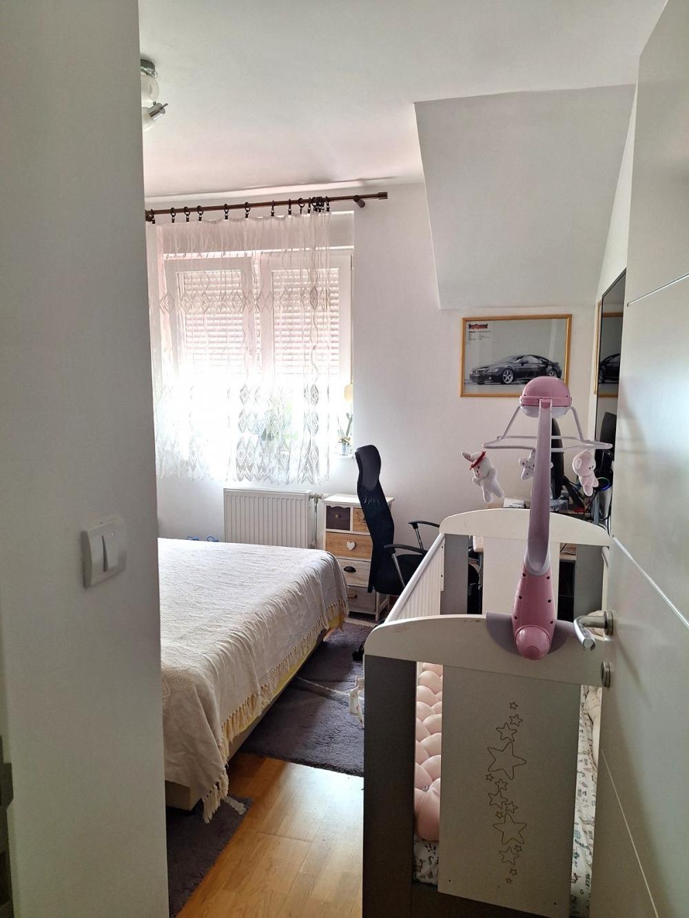 Slika 5 - Stan,NOVI SAD,SOMBORSKI BULEVAR,kv: 53, € 143200, ID: 1019205