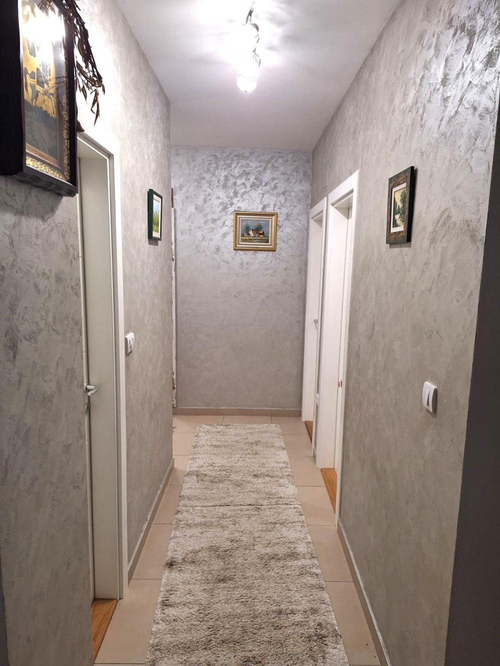 Slika 8 - Stan,NOVI SAD,SOMBORSKI BULEVAR,kv: 53, € 143200, ID: 1019205