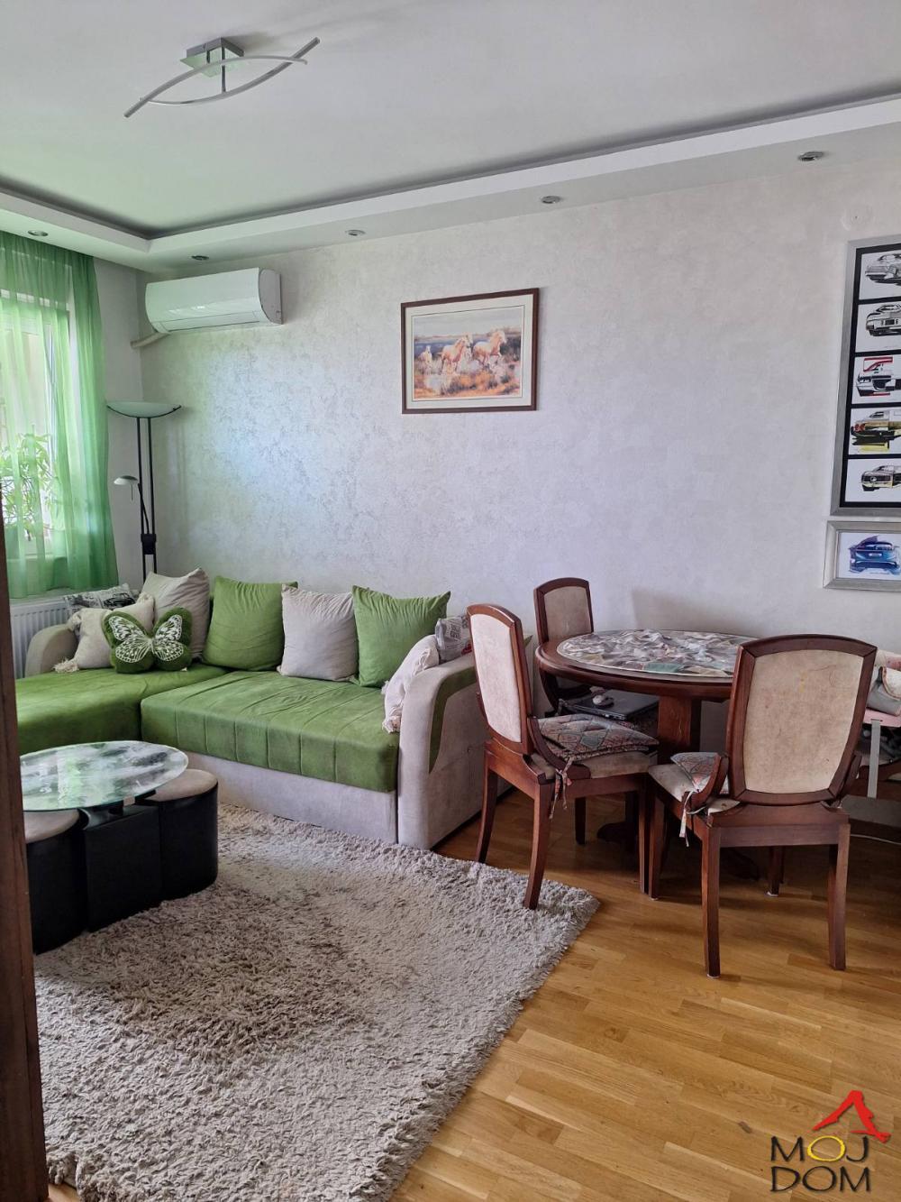 Glavna slika -Stan,NOVI SAD,SOMBORSKI BULEVAR,kv: 53, € 142150, ID: 1030839