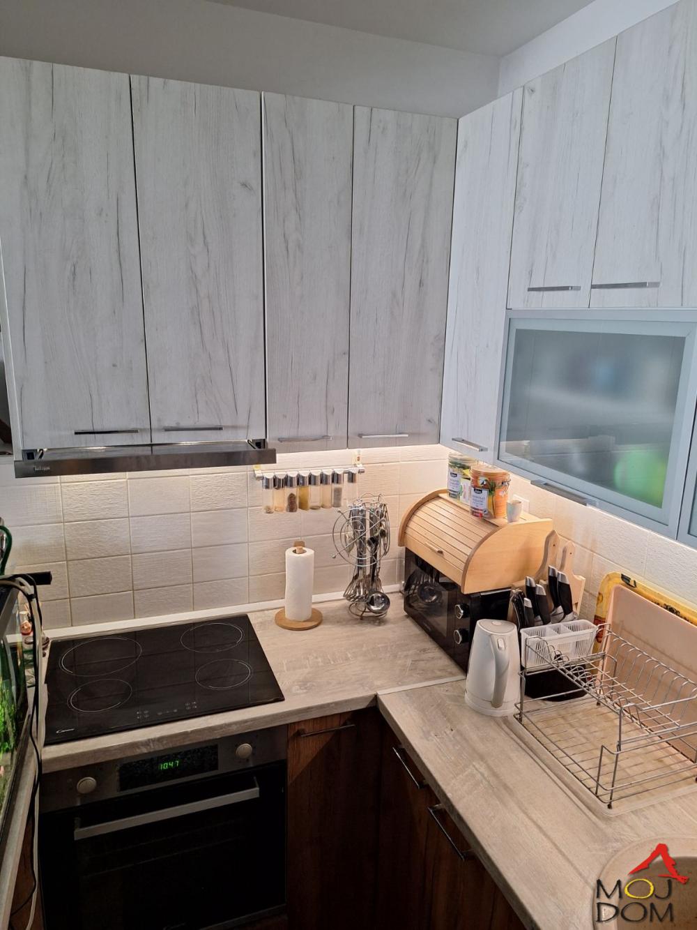 Slika 6 - Stan,NOVI SAD,SOMBORSKI BULEVAR,kv: 53, € 142150, ID: 1030839