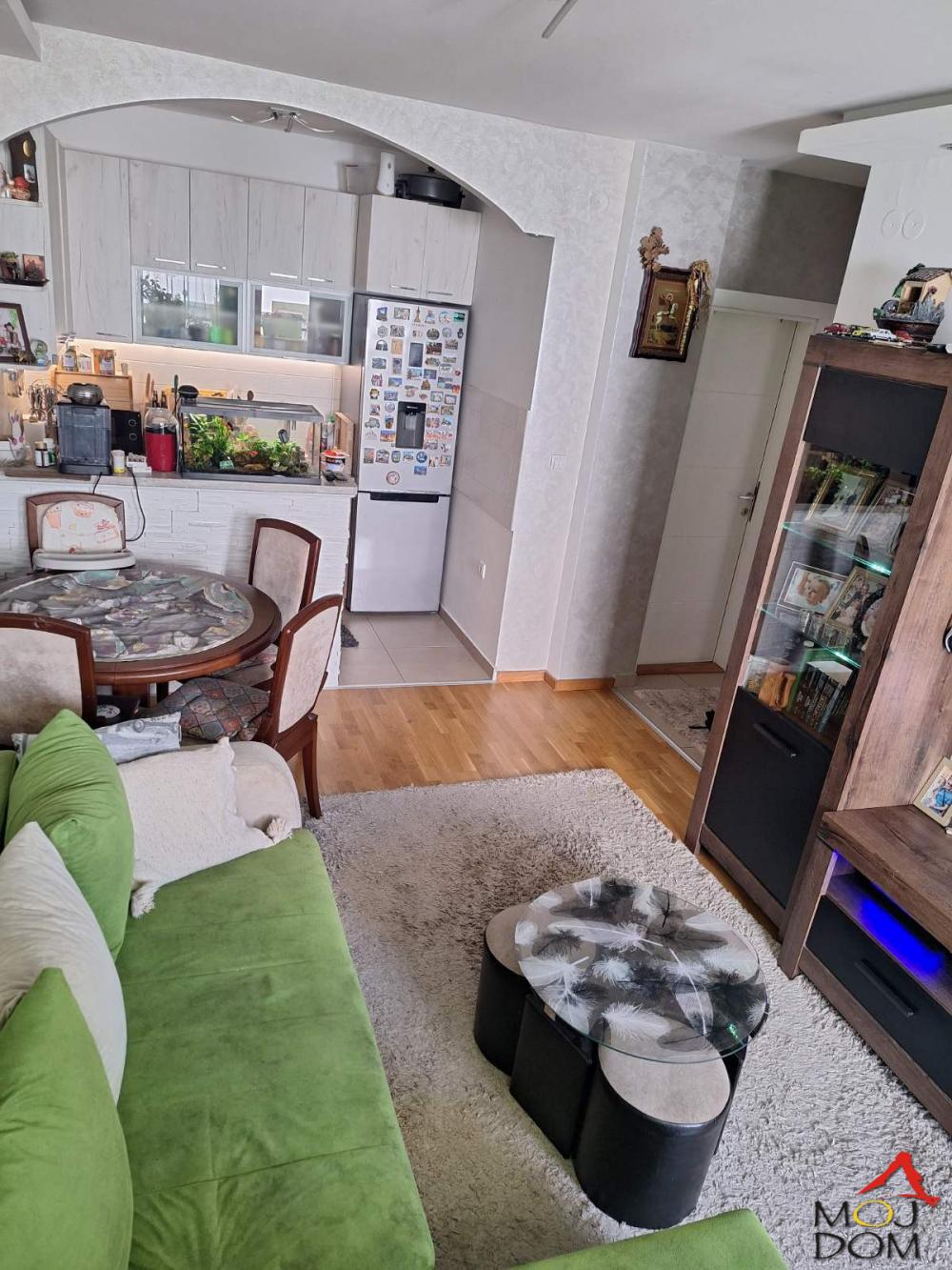 Slika 2 - Stan,NOVI SAD,SOMBORSKI BULEVAR,kv: 53, € 142150, ID: 1030839