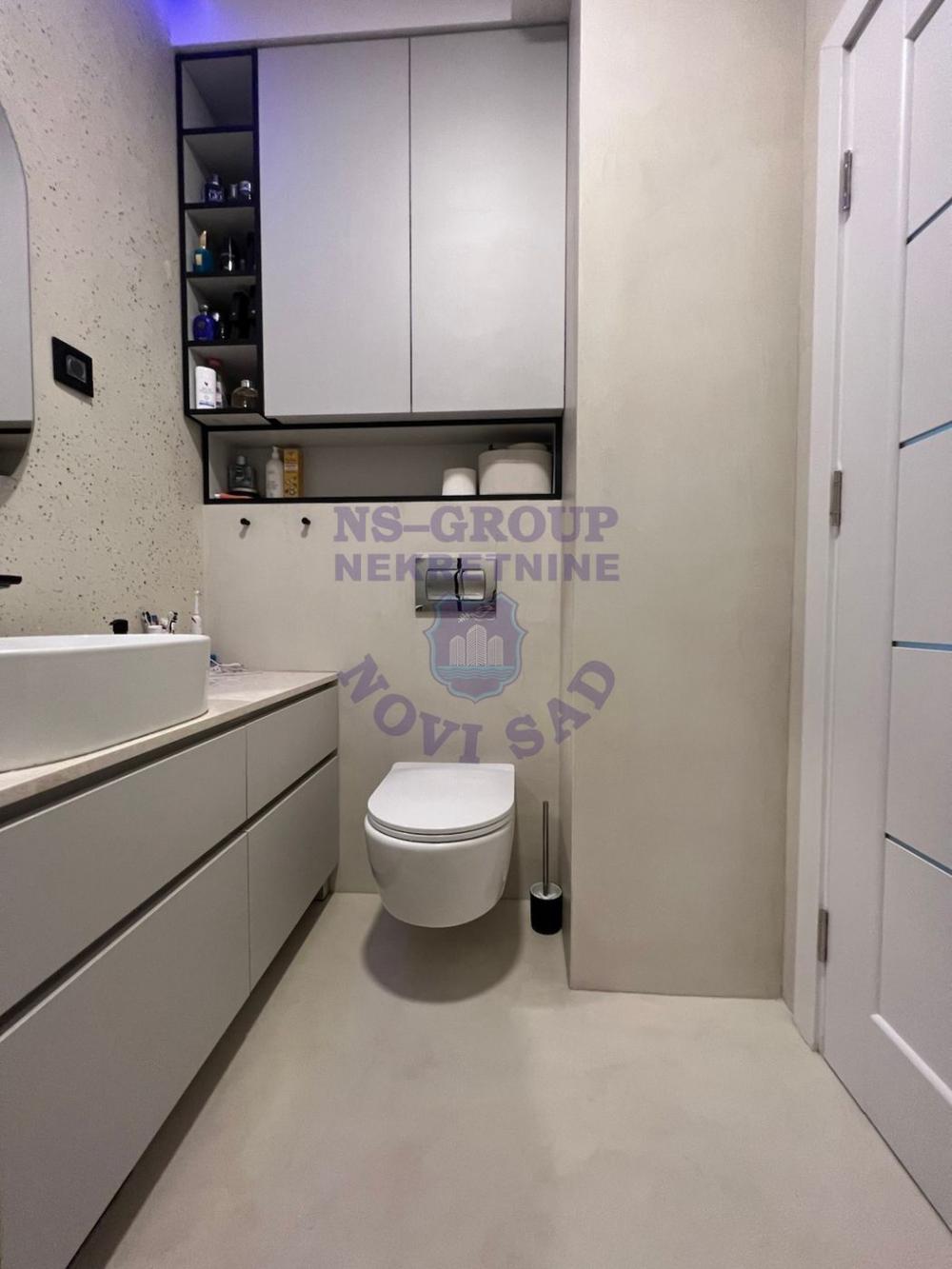 Slika 8 - Fenomenalan porodičan stan u Petrovaradinu! 106m2 