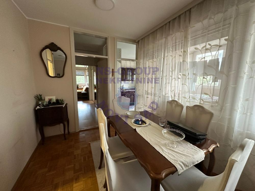 Slika 2 - Na prodaju prostran i svetao stan - Liman 2