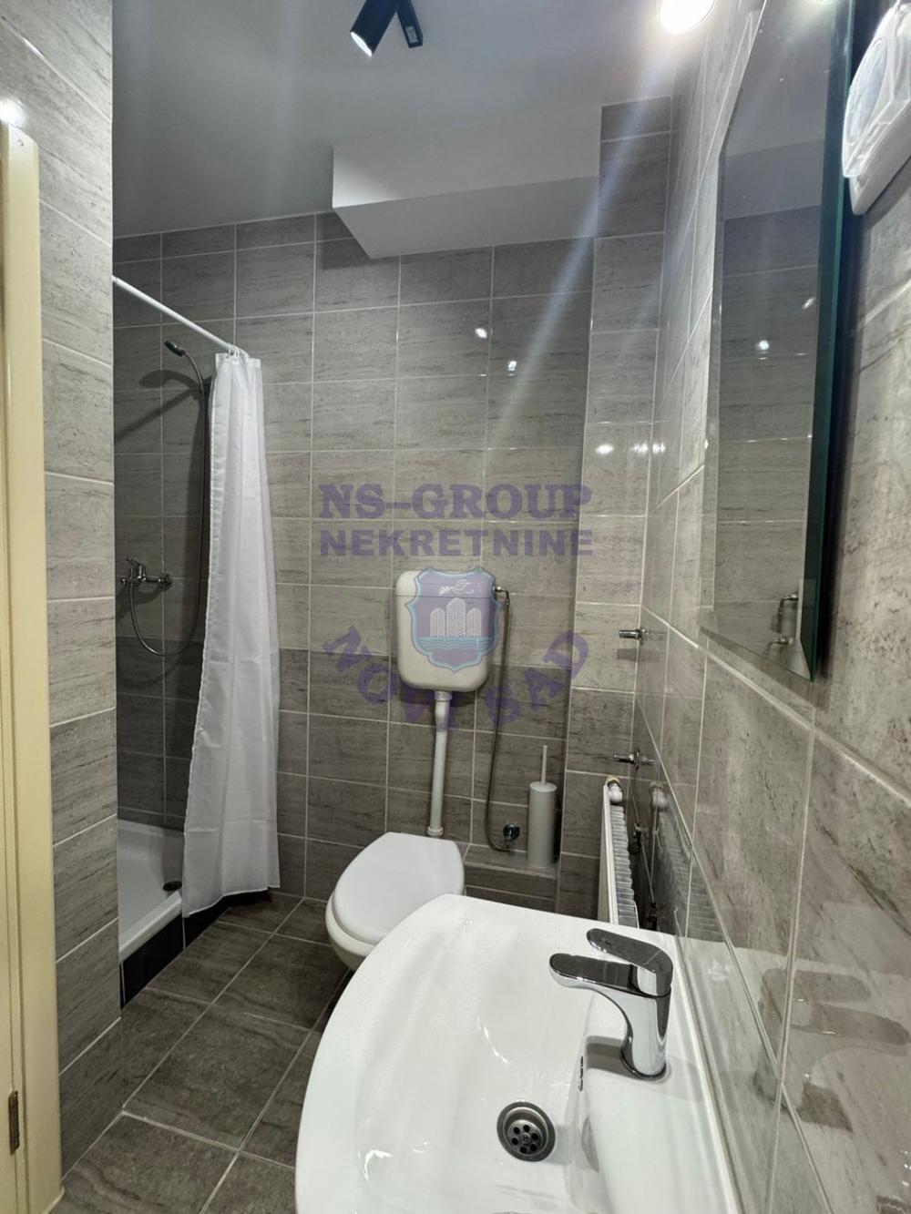 Slika 10 - Odlična komplet renovirana garsonjera