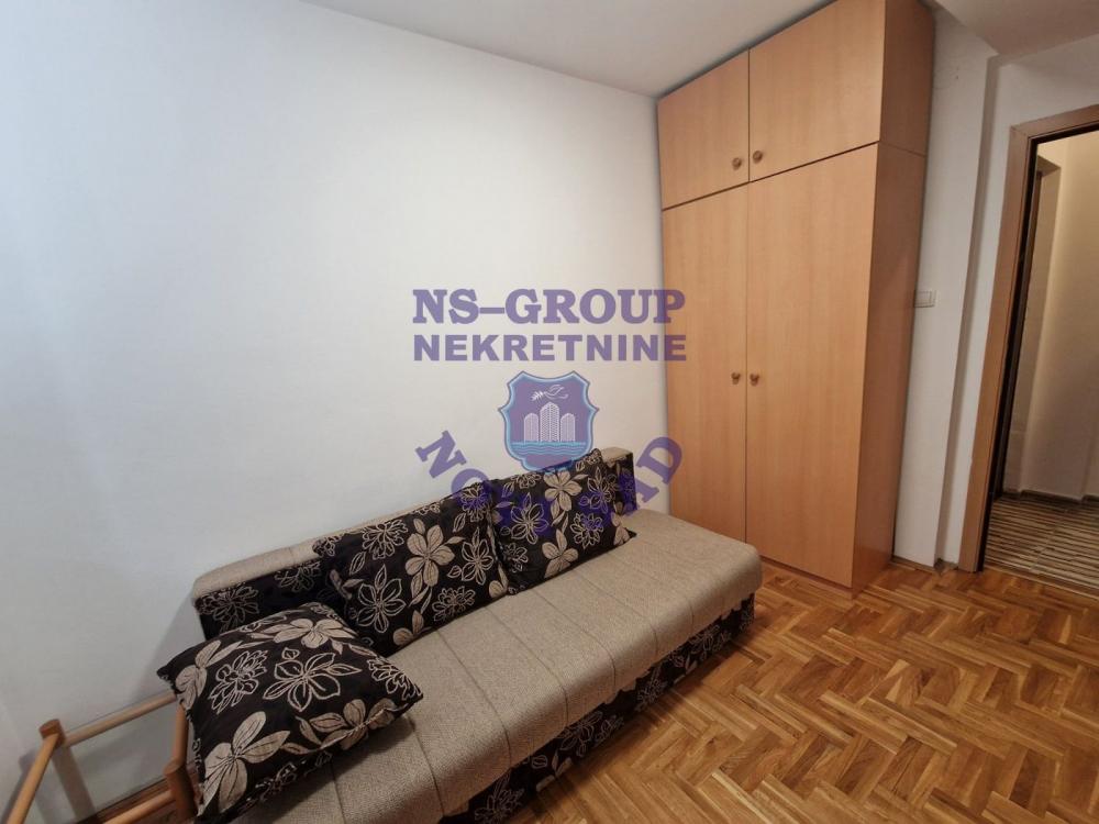 Slika 5 - Fantastičan jednoiposoban stan na Bulevaru Evrope!