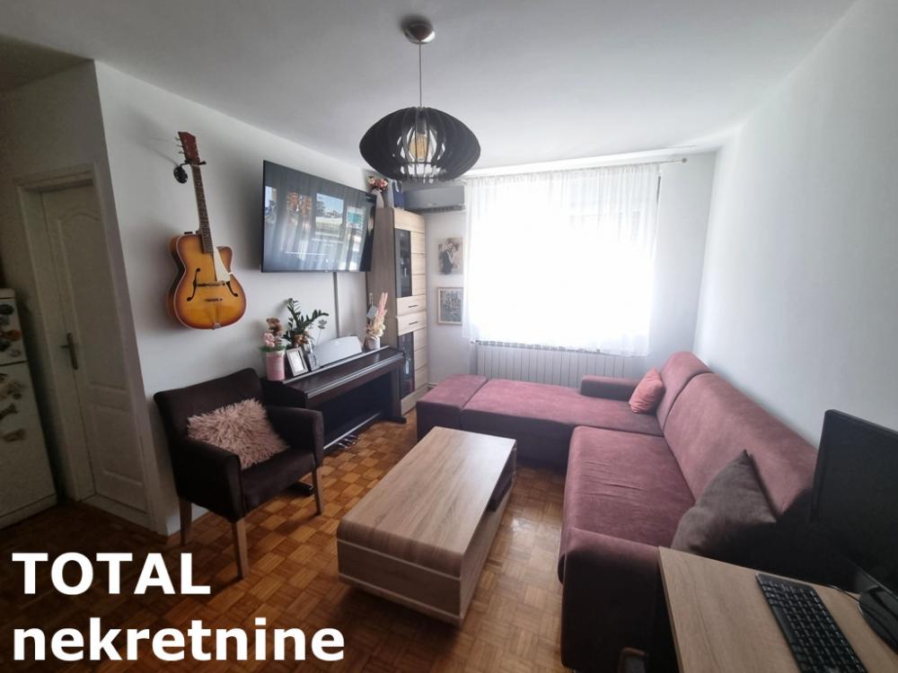 Slika 1 - Stan,NOVI SAD,CARA DUSANA,kv: 43.00, € 143170, ID: 1101023