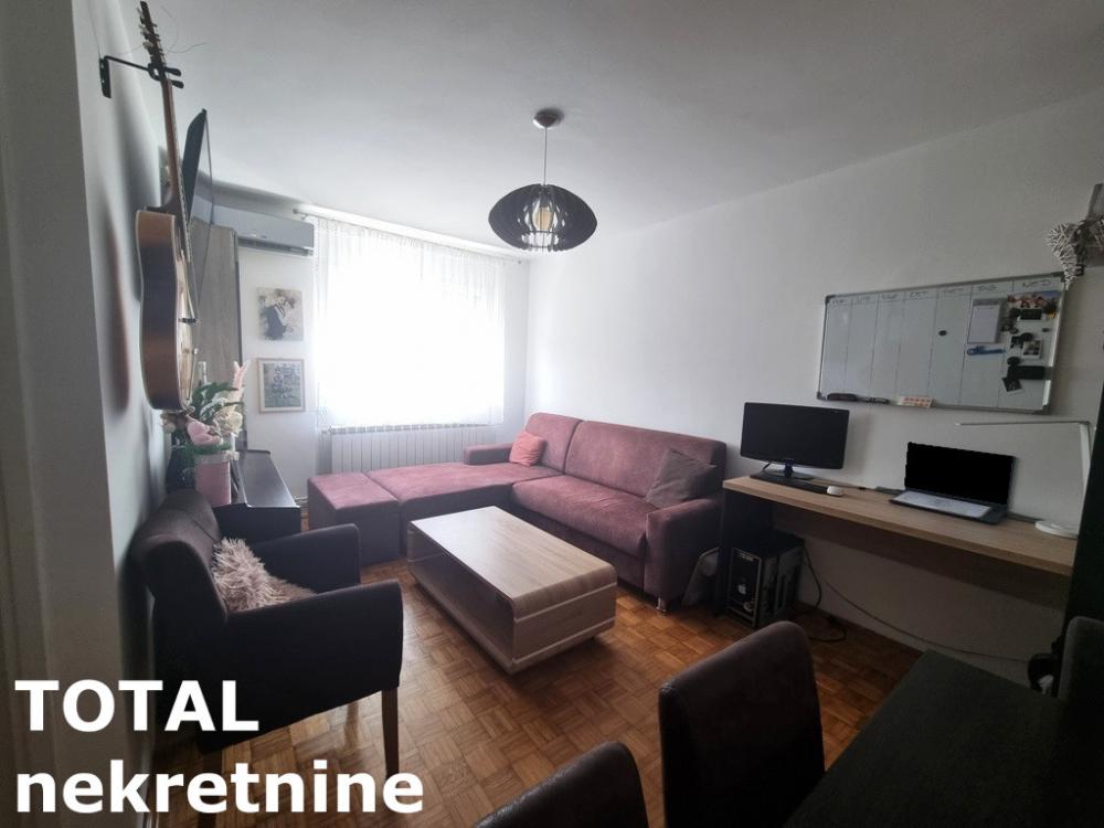 Slika 2 - Stan,NOVI SAD,CARA DUSANA,kv: 43.00, € 143170, ID: 1101023