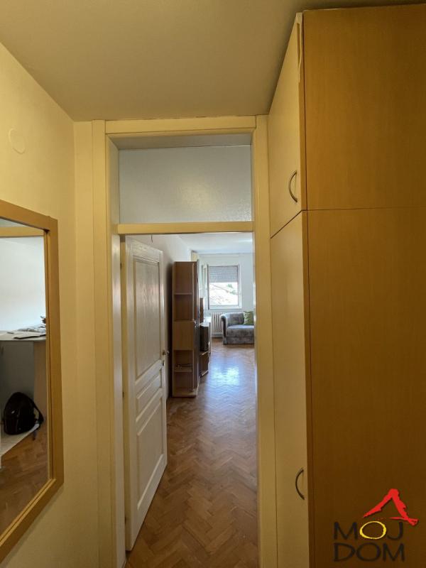 Slika 10 - Stan,NOVI SAD,BULEVAR,kv: 29, € 111250, ID: 1030802