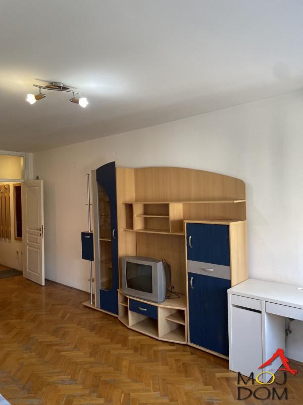 Slika 4 - Stan,NOVI SAD,BULEVAR,kv: 29, € 111250, ID: 1030802