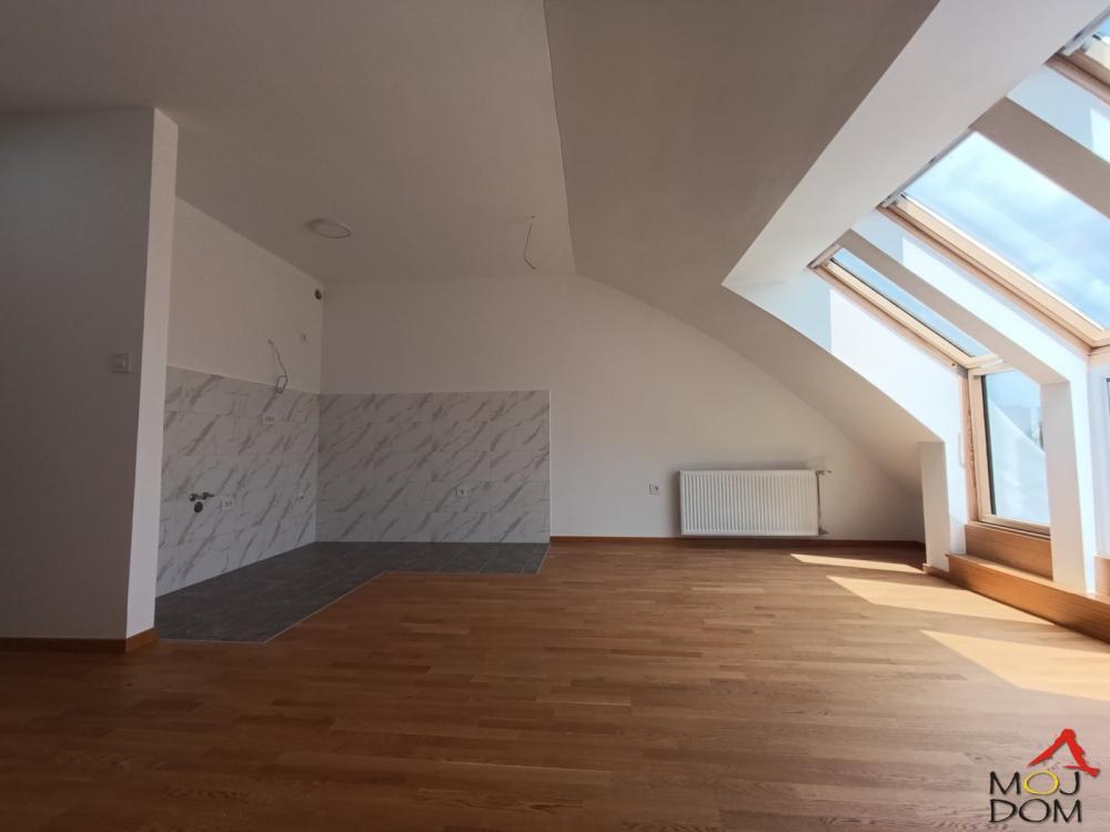 Glavna slika -Stan,PETROVARADIN,PETROVARADIN,kv: 69, € 170550, ID: 1030877