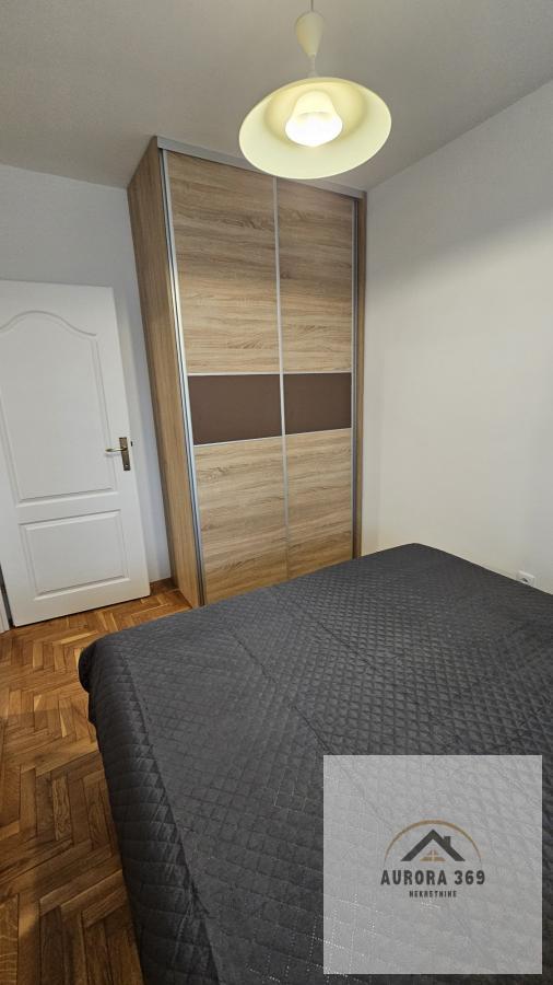 Slika 7 - PRODAJE SE ODLIČAN JEDNOIPOSOBAN STAN U NOVOM SADU- SOCIJALNO