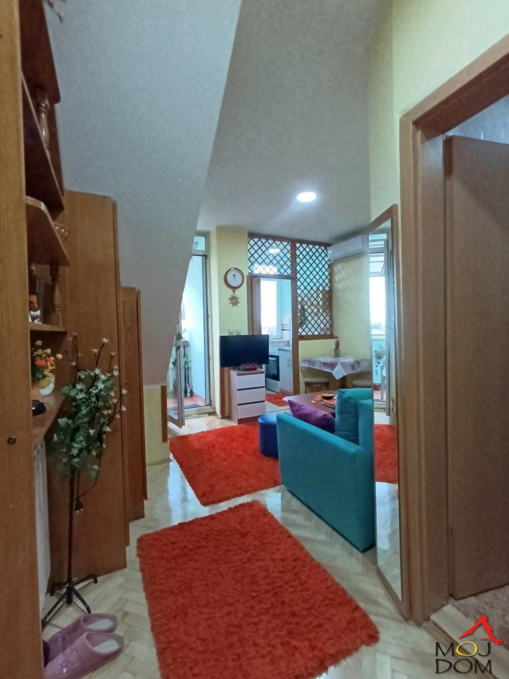 Slika 6 - Stan,NOVI SAD,BULEVAR EVROPE,kv: 40, € 113300, ID: 1030878