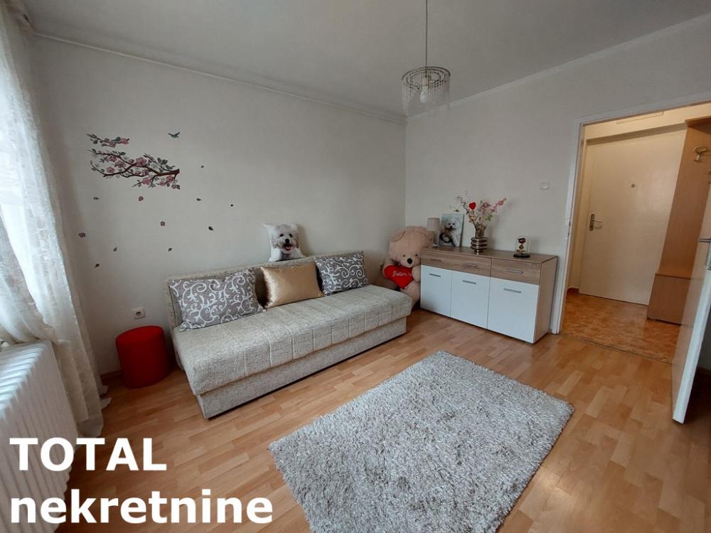 Slika 2 - Stan,NOVI SAD,ZELEZNICKA STANICA,kv: 56.00, € 130000, ID: 1101008