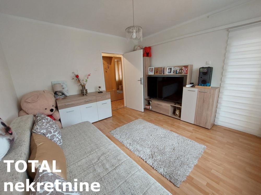 Slika 3 - Stan,NOVI SAD,ZELEZNICKA STANICA,kv: 56.00, € 130000, ID: 1101008