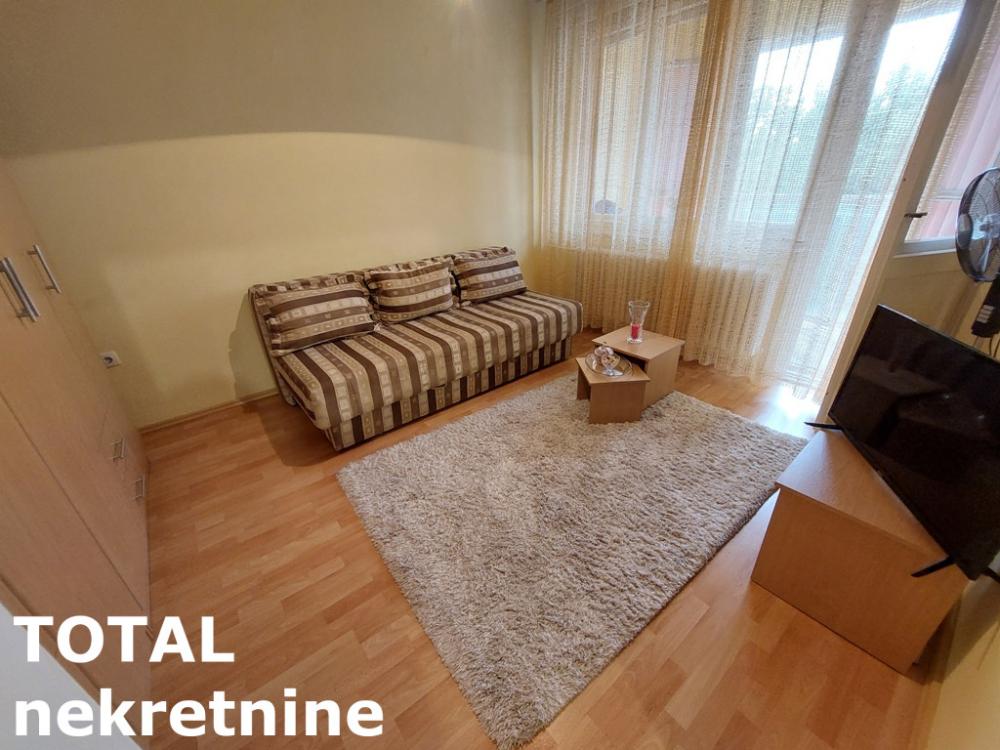 Slika 7 - Stan,NOVI SAD,ZELEZNICKA STANICA,kv: 56.00, € 130000, ID: 1101008