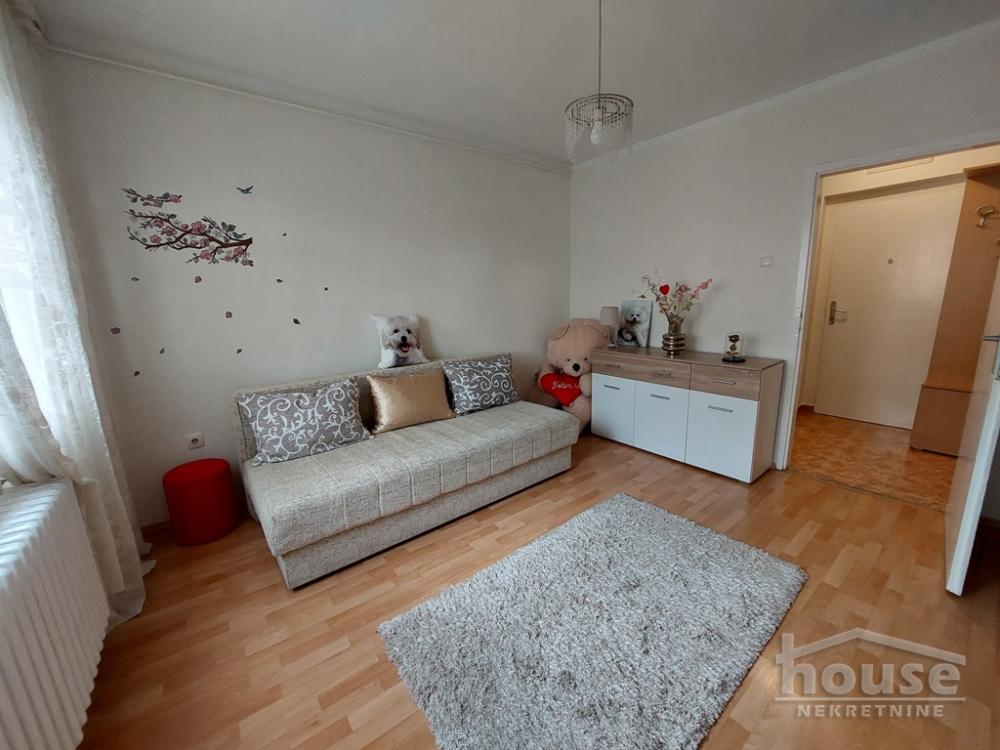 Slika 8 - Stan,NOVI SAD,ZELEZNICKA STANICA,kv: 56.00, € 130000, ID: 1064160
