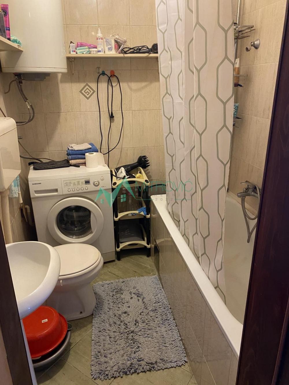 Slika 5 - Novi Sad, Bulevar Evrope - Jednosoban stan – mir i odlična lokacija 