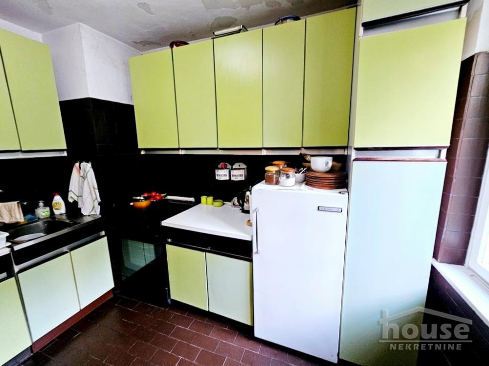 Slika 10 - Stan,NOVI SAD,CENTAR,kv: 115.00, € 450000, ID: 1064142