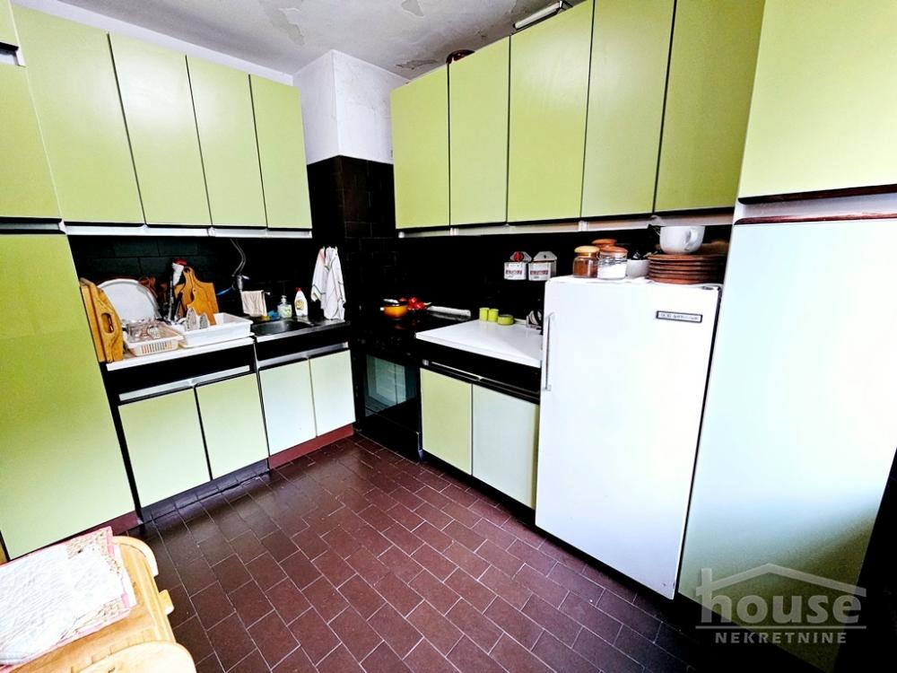 Slika 8 - Stan,NOVI SAD,CENTAR,kv: 115.00, € 450000, ID: 1064142