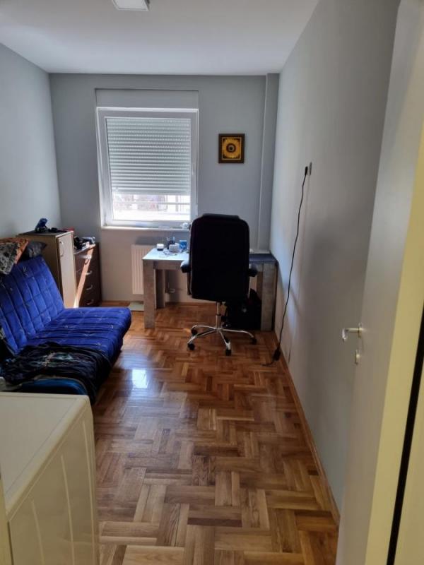 Slika 7 - Dvoiposoban stan na Novoj Detelinari