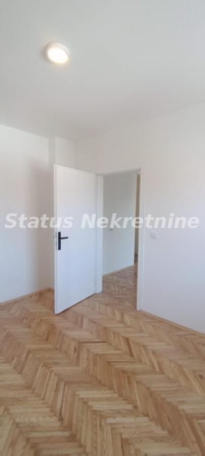 Slika 5 - Južni Telep-Uknjižen Renoviran Jednoiposoban stan 46 m2 sa Lepom Terasom-065/385 8880