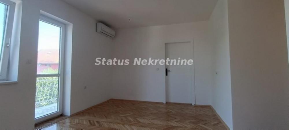 Slika 1 - Južni Telep-Uknjižen Renoviran Jednoiposoban stan 46 m2 sa Lepom Terasom-065/385 8880
