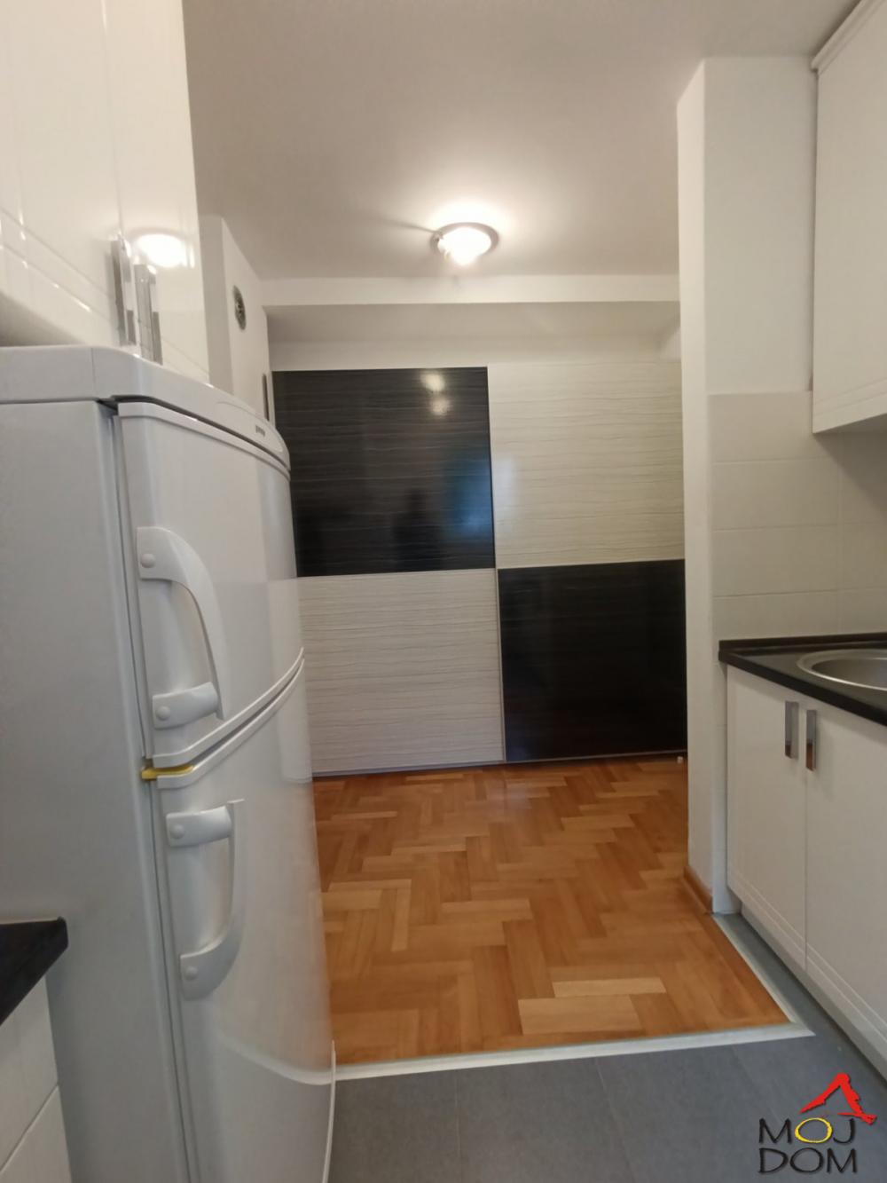 Slika 7 - Stan,NOVI SAD,NOVO NASELJE,kv: 36, € 104000, ID: 1030881