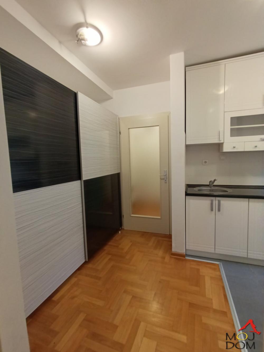 Slika 5 - Stan,NOVI SAD,NOVO NASELJE,kv: 36, € 104000, ID: 1030881