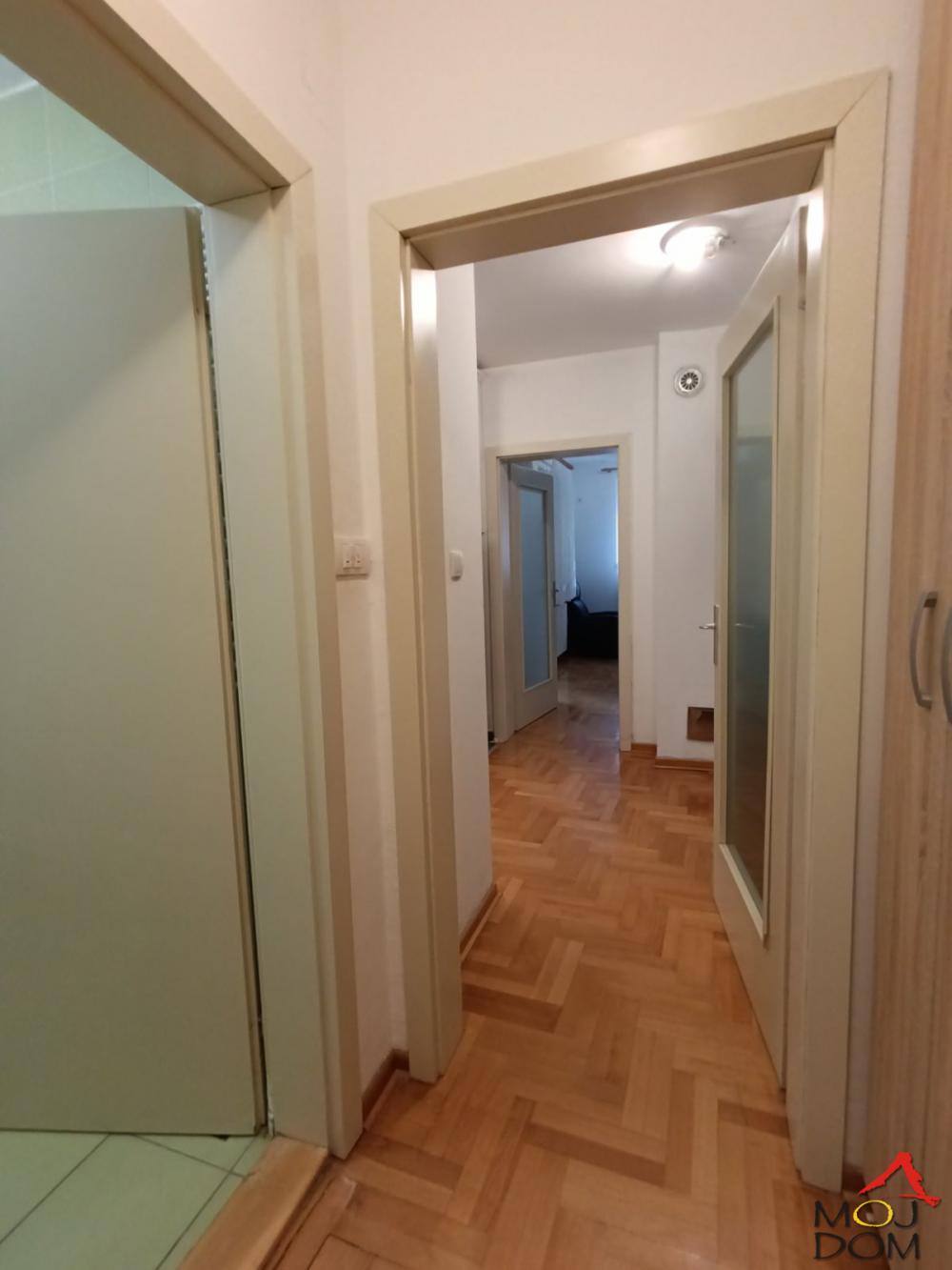 Slika 8 - Stan,NOVI SAD,NOVO NASELJE,kv: 36, € 104000, ID: 1030881