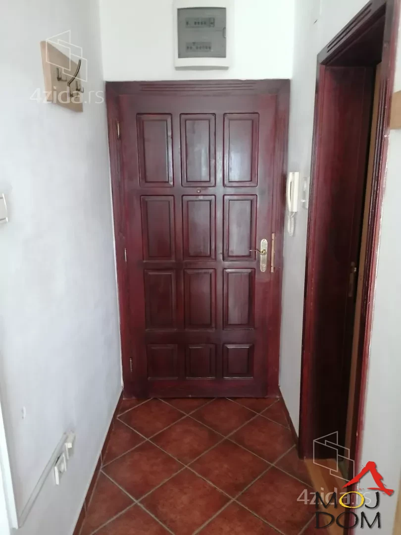 Slika 8 - Stan,NOVI SAD,BULEVAR EVROPE,kv: 28, € 80750, ID: 1030861