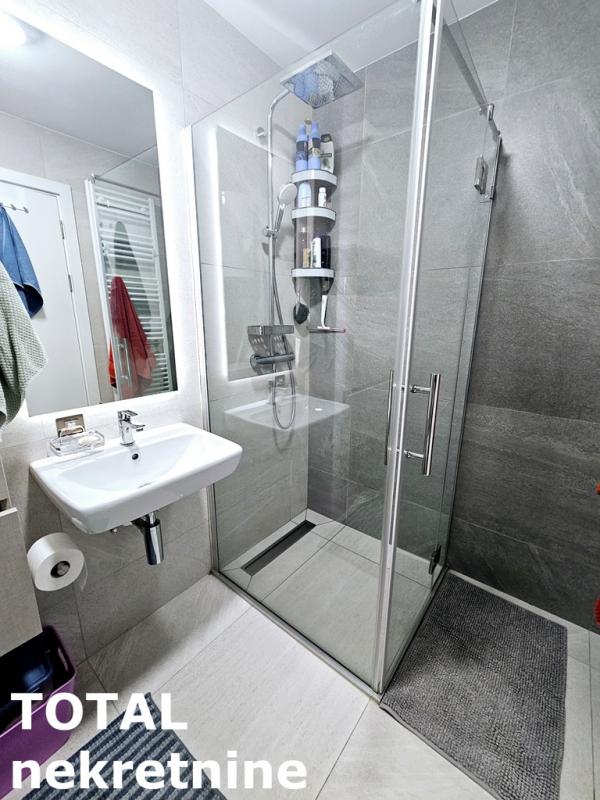 Slika 9 - Stan,NOVI SAD,CARA DUSANA,kv: 69.00, € 236900, ID: 1100676