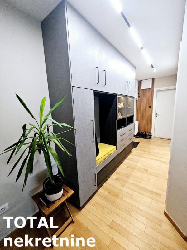 Slika 11 - Stan,NOVI SAD,CARA DUSANA,kv: 69.00, € 236900, ID: 1100676