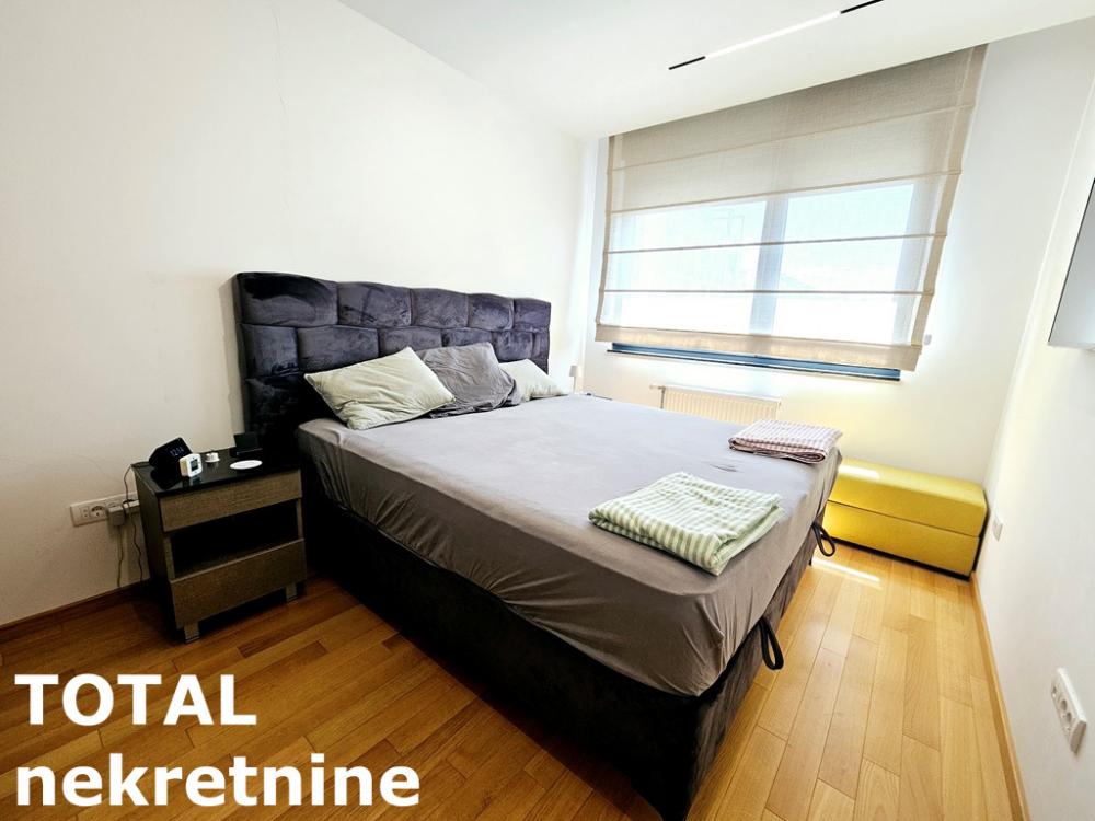 Slika 7 - Stan,NOVI SAD,CARA DUSANA,kv: 69.00, € 236900, ID: 1100676