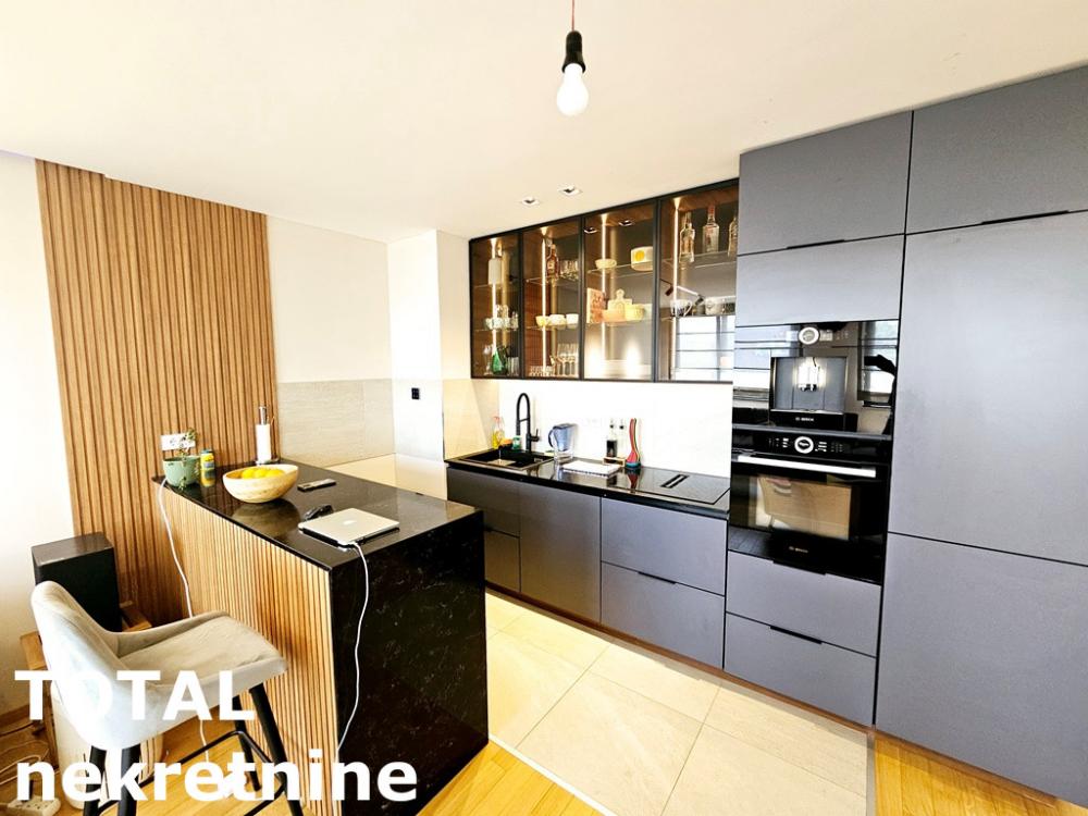 Slika 5 - Stan,NOVI SAD,CARA DUSANA,kv: 69.00, € 236900, ID: 1100676