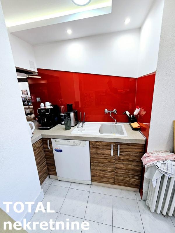 Slika 10 - Stan,NOVI SAD,CENTAR,kv: 95.00, € 280000, ID: 1101049