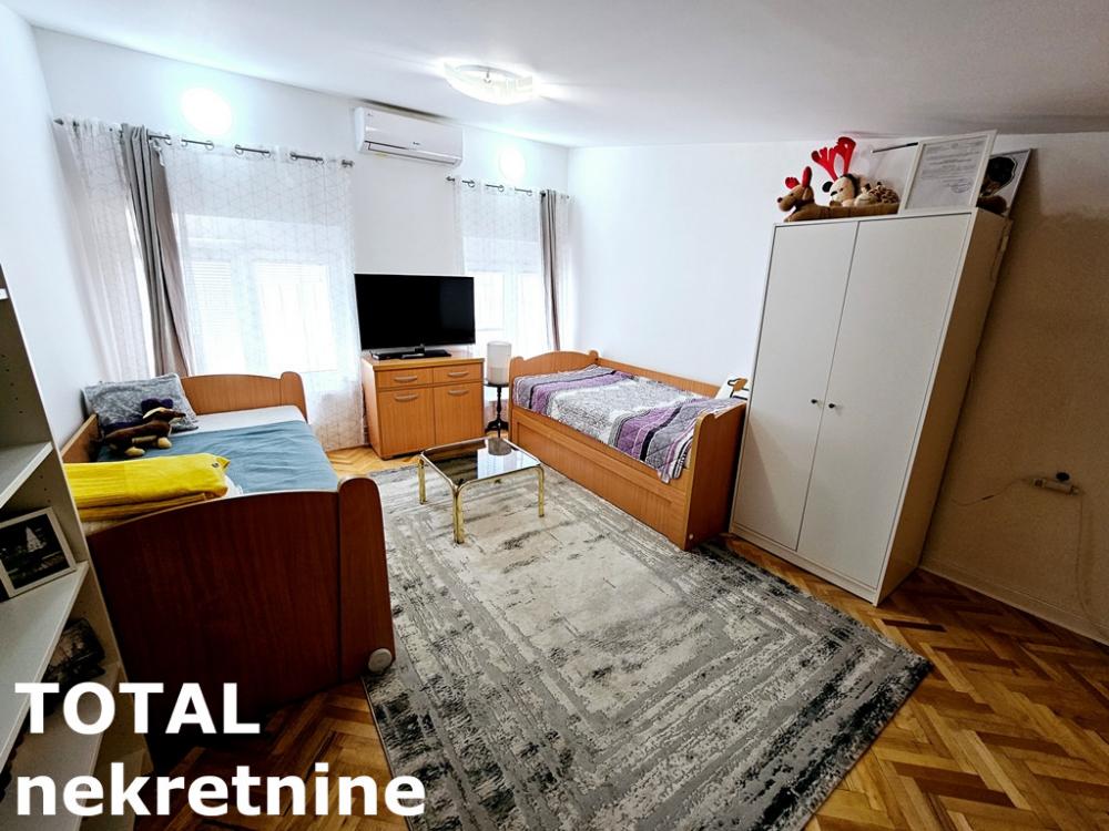 Slika 6 - Stan,NOVI SAD,CENTAR,kv: 95.00, € 280000, ID: 1101049