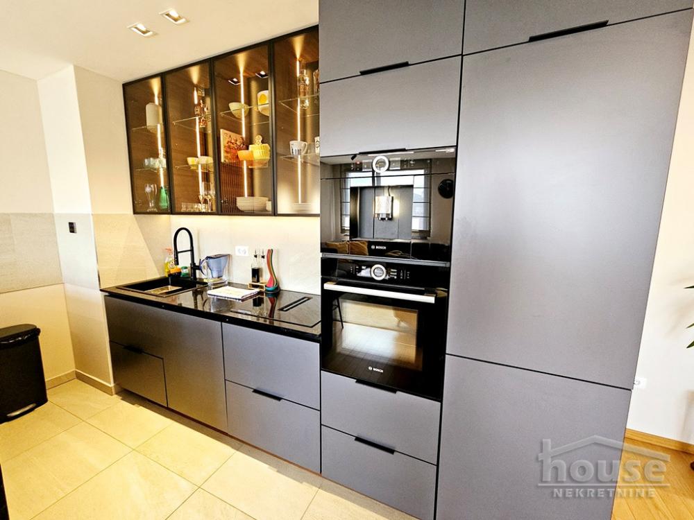 Slika 6 - Stan,NOVI SAD,CARA DUŠANA,kv: 69.00, € 236900, ID: 1063828