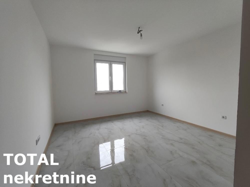 Slika 7 - Stan,VETERNIK,VETERNIK,kv: 151.00, € 226500, ID: 1101038