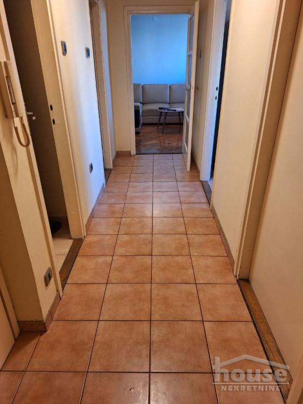 Slika 6 - Stan,NOVI SAD,BULEVAR,kv: 66.00, € 152000, ID: 1064209