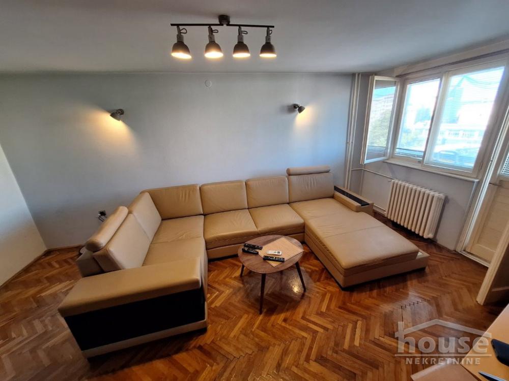 Slika 2 - Stan,NOVI SAD,BULEVAR,kv: 66.00, € 152000, ID: 1064209