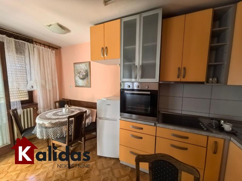 Slika 7 - Stan,NOVI SAD,TELEP,kv: 72, € 118000, ID: 1007963