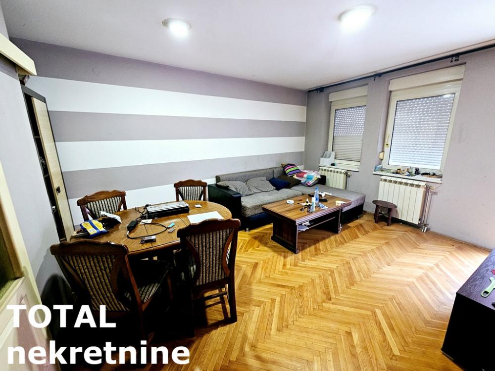 Slika 1 - Stan,NOVI SAD,BULEVAR,kv: 90.00, € 240800, ID: 1101043