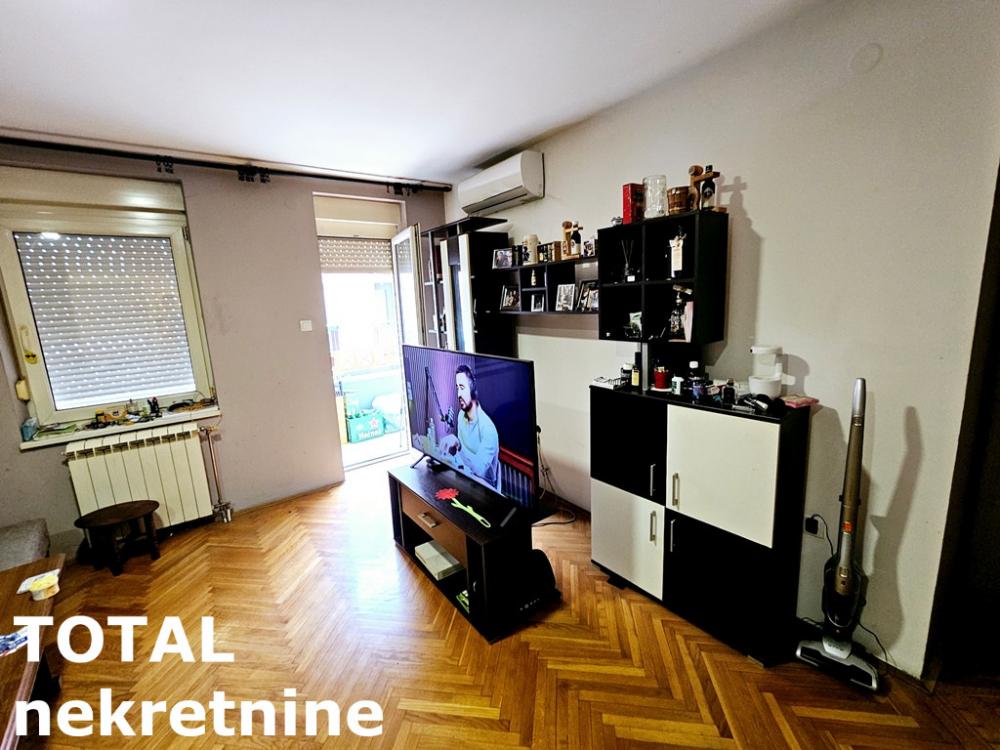 Slika 4 - Stan,NOVI SAD,BULEVAR,kv: 90.00, € 240800, ID: 1101043